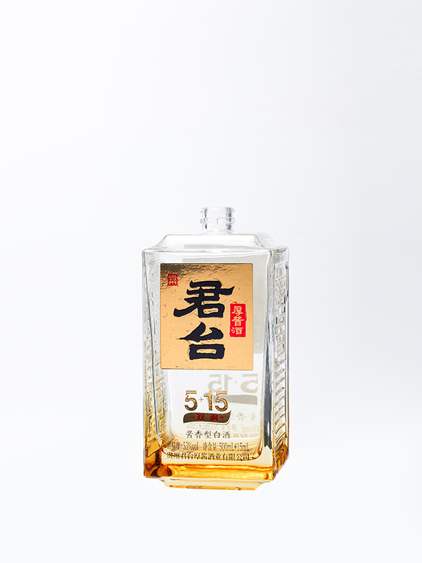 君臺(tái)晶白料酒瓶